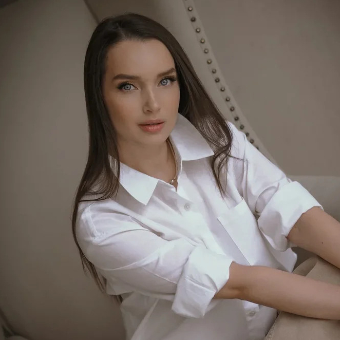 Юлия Красова