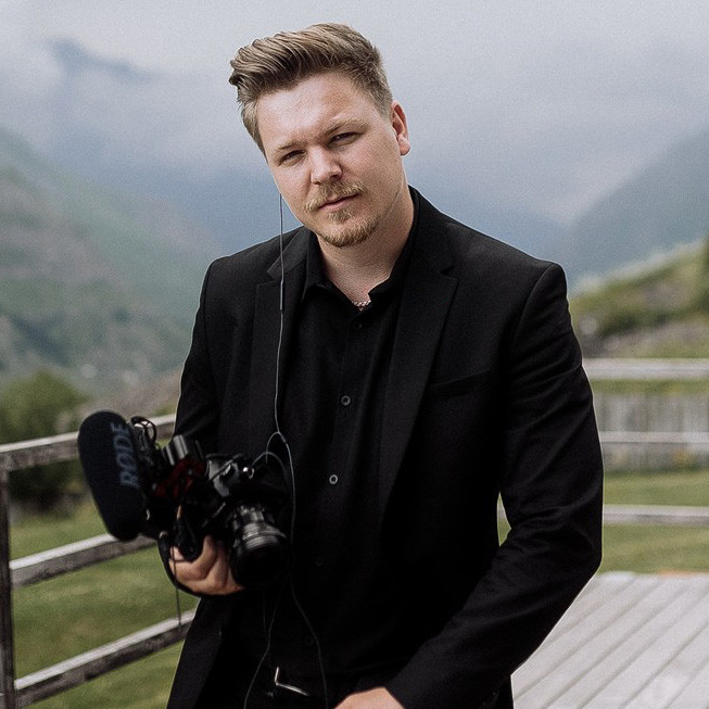 Александр Романов