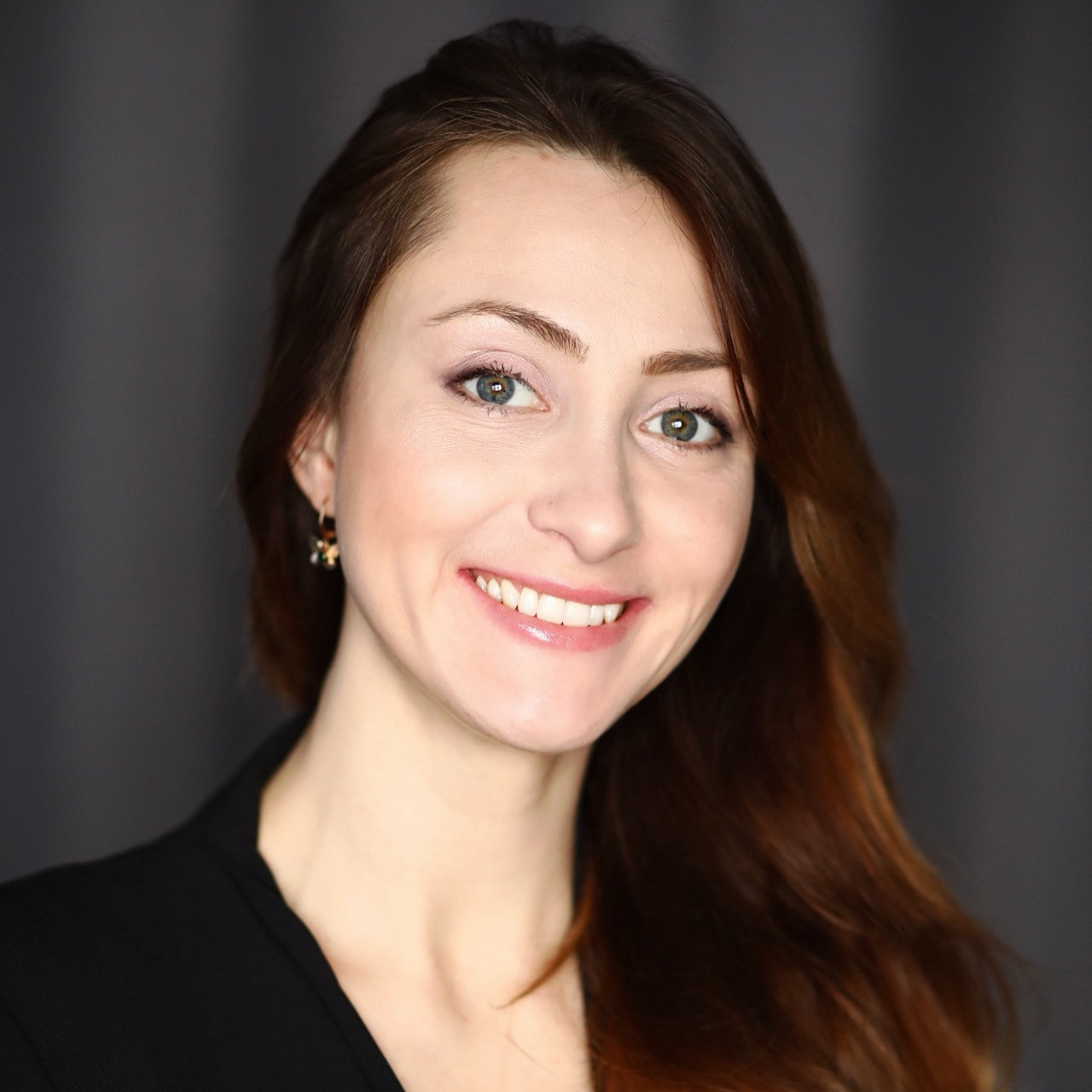 Елена Защитина