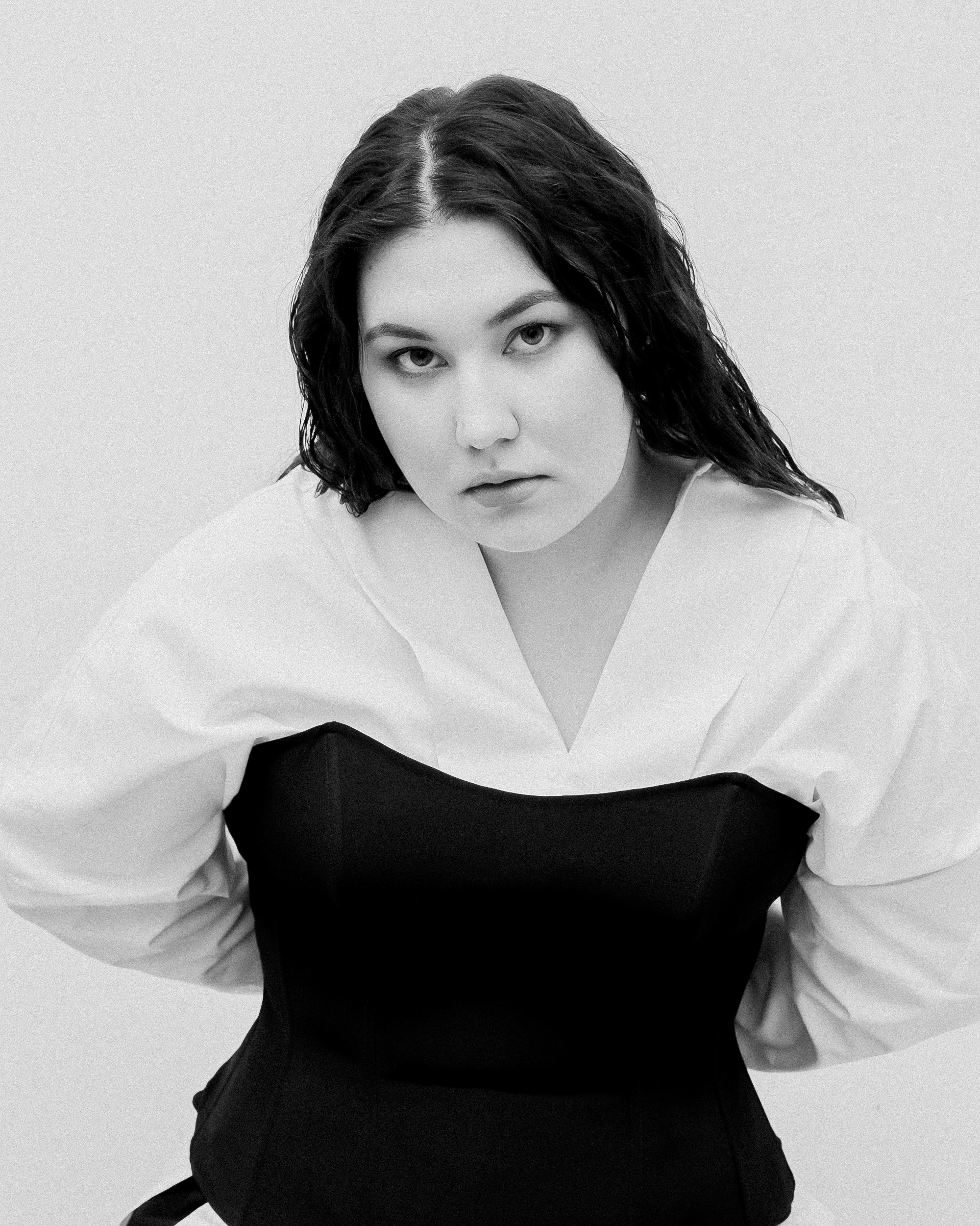 Нигина Клинова