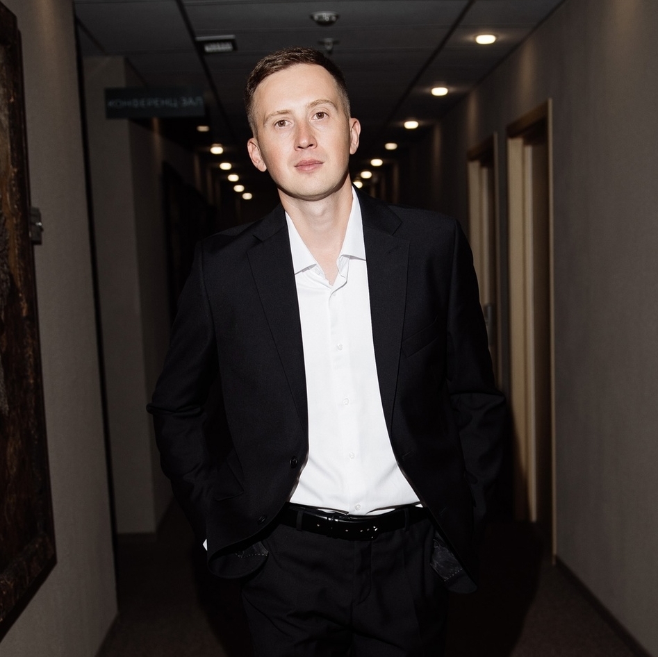 Денис Сухарев