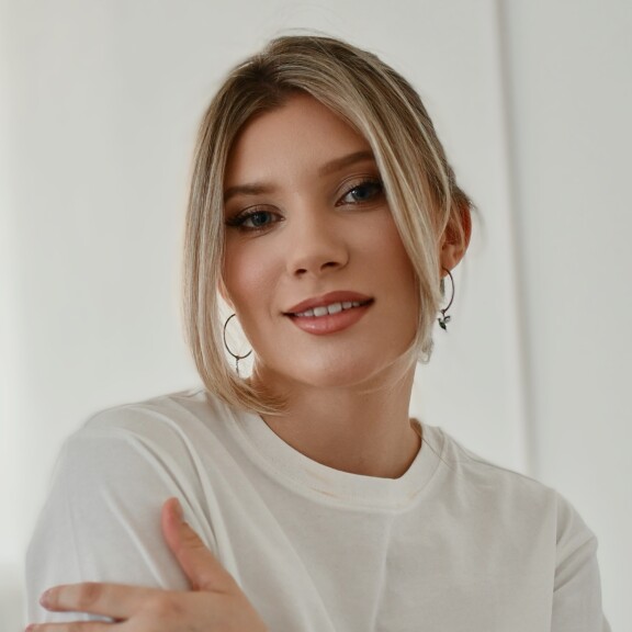 Алёна Гриднева