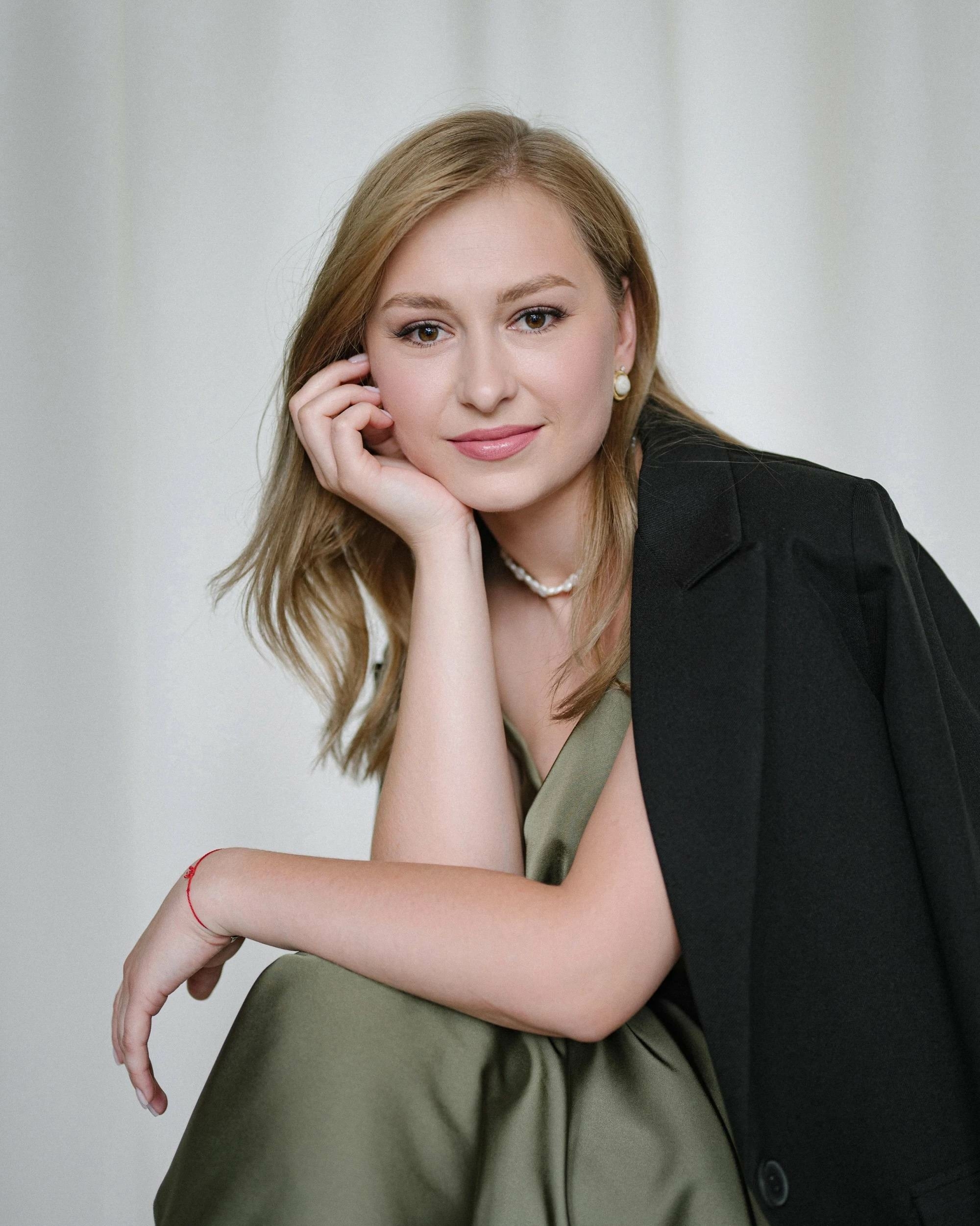 Елена Крикотина