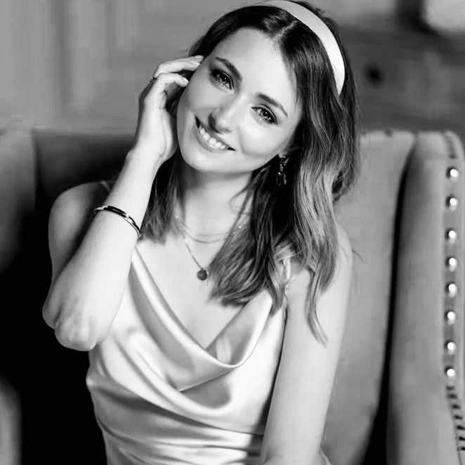 Елена Ясная