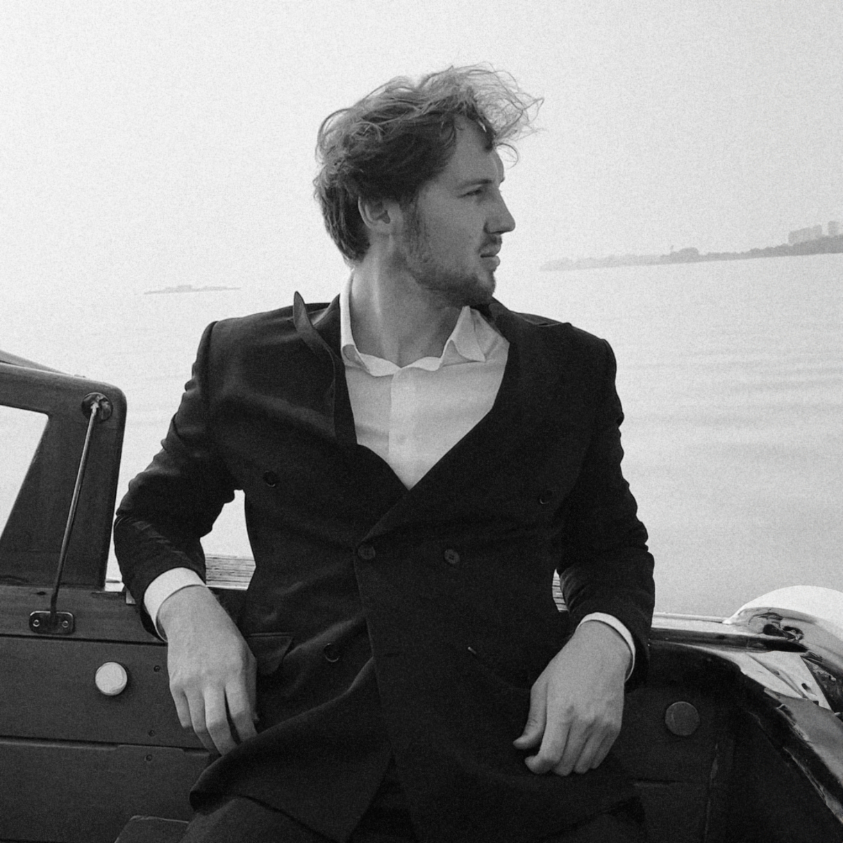 Илья Ощепков