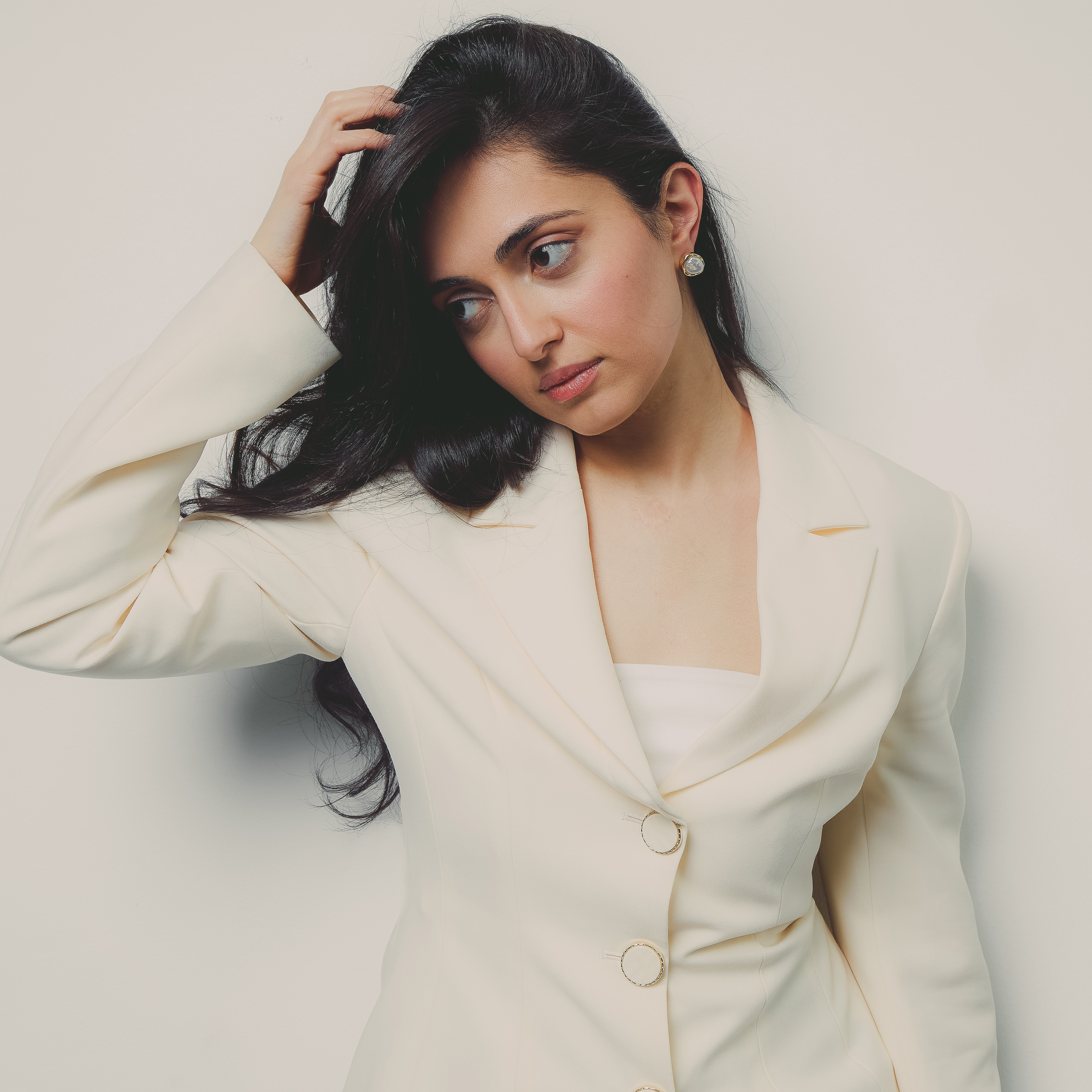 Айнура Алиева