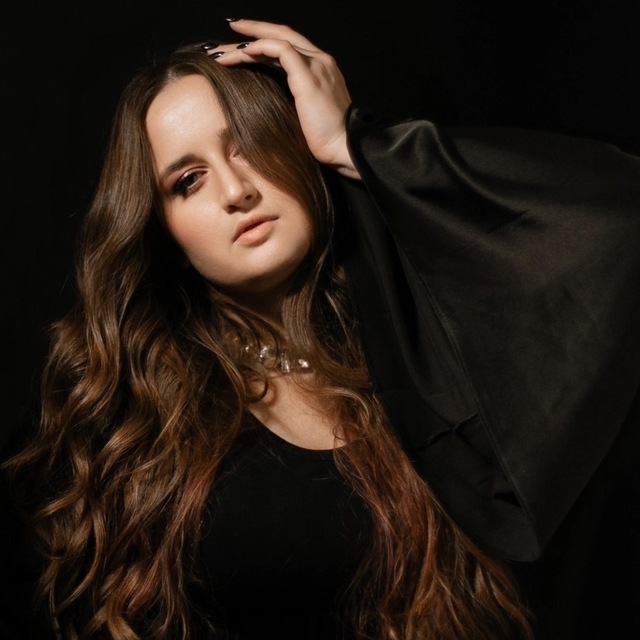 Белла Маркова