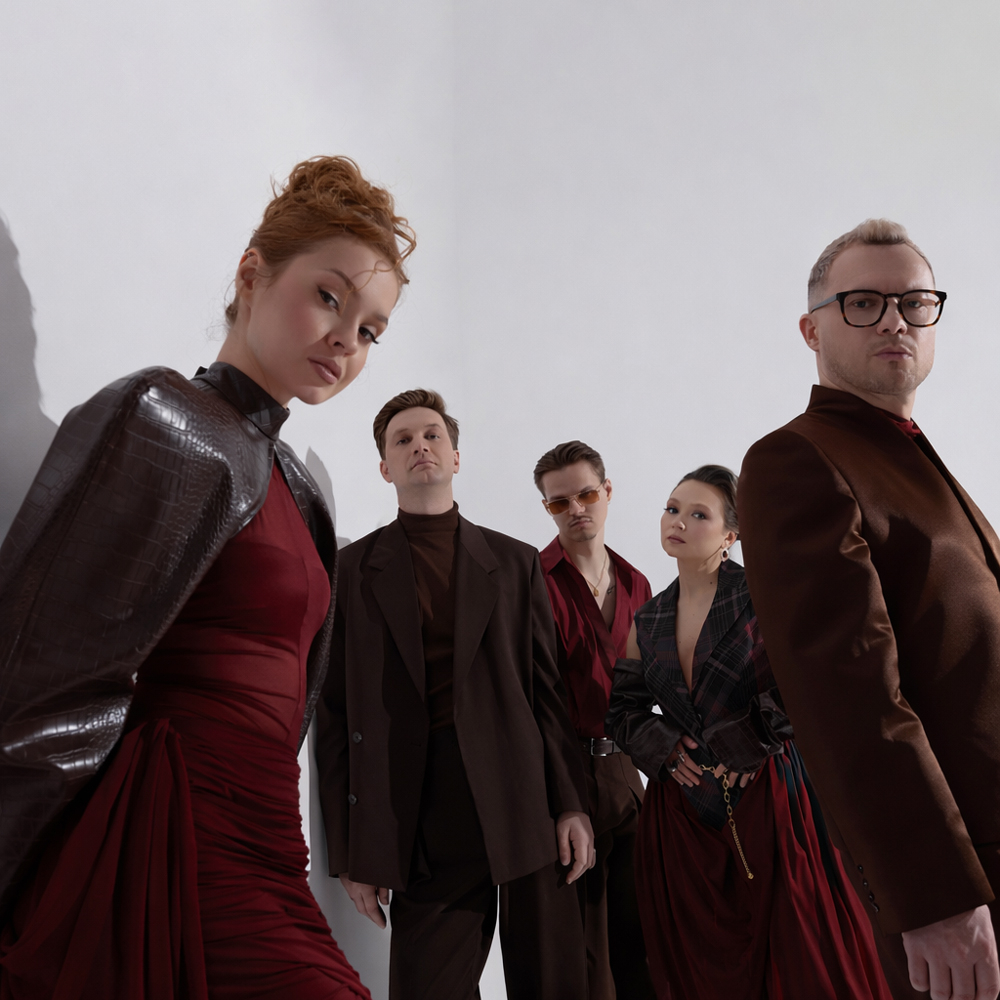 НЕСТРОЙНЫЕ