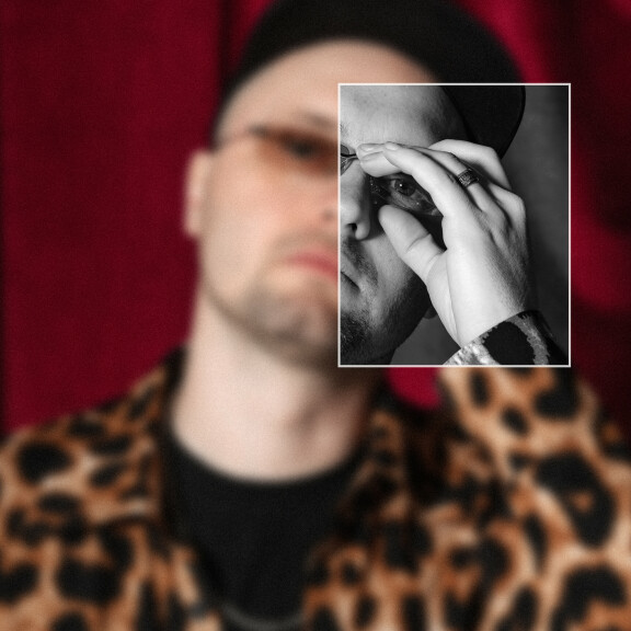 Роман Худяков