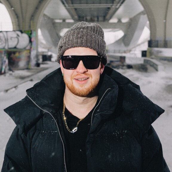 АНТОН VERNÁNDI