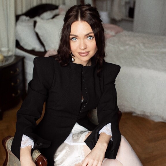 Вероника Логинова