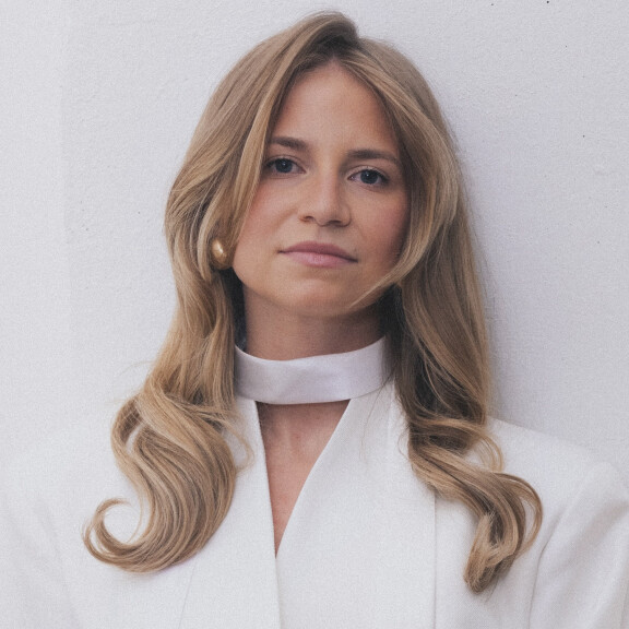 Анна Тришина