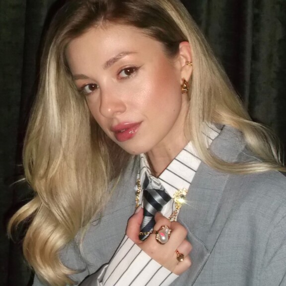 Елена Мартынова