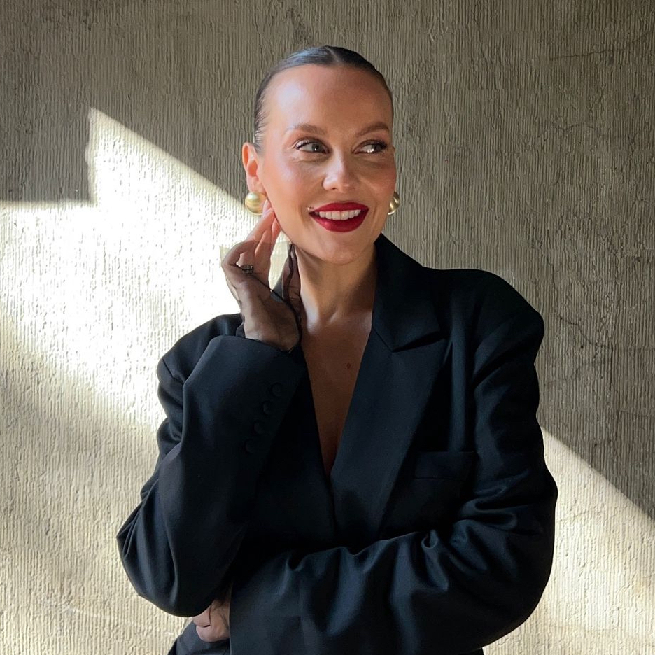 Злата Столярова