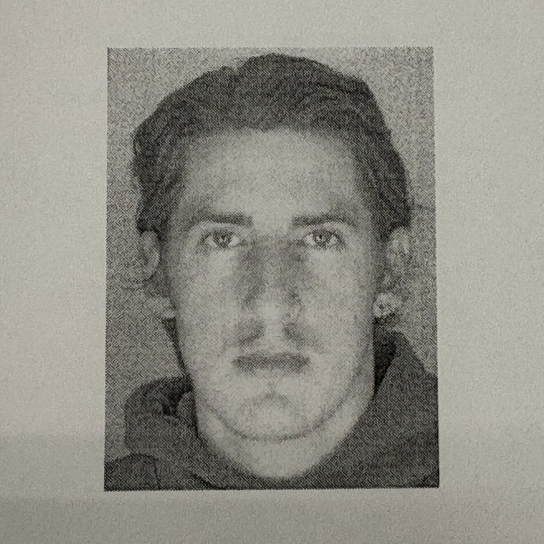 Максим Бобров