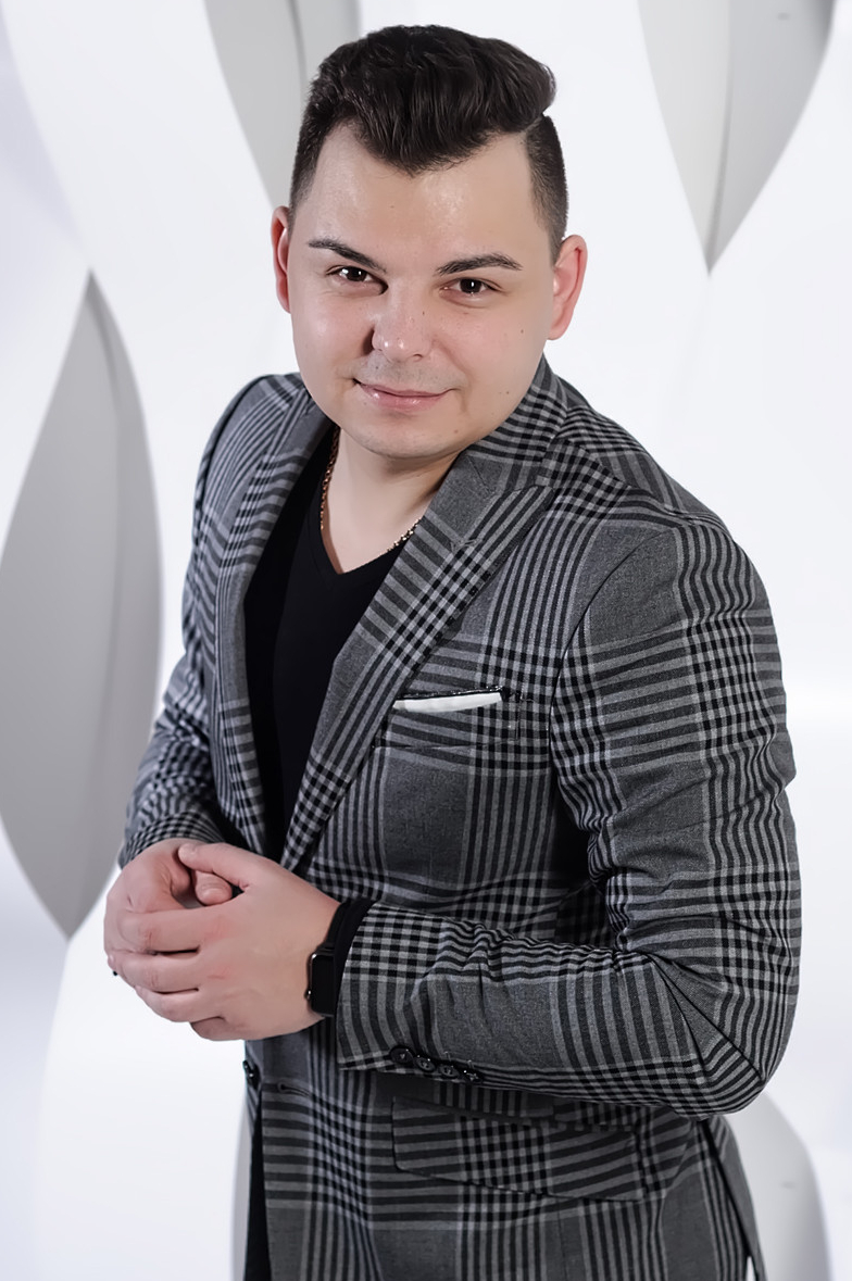 Игорь Бобров