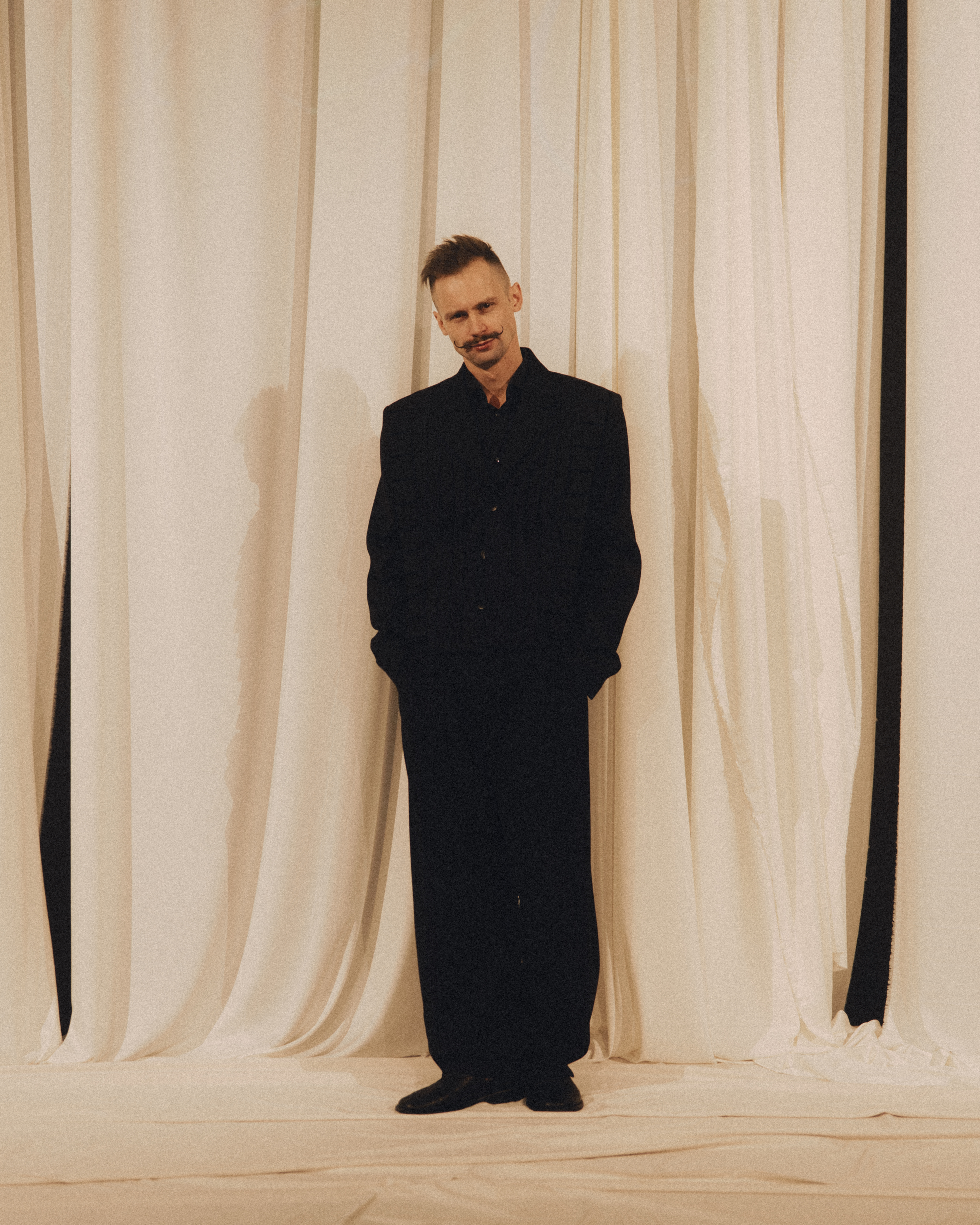 Слава Тойменцев