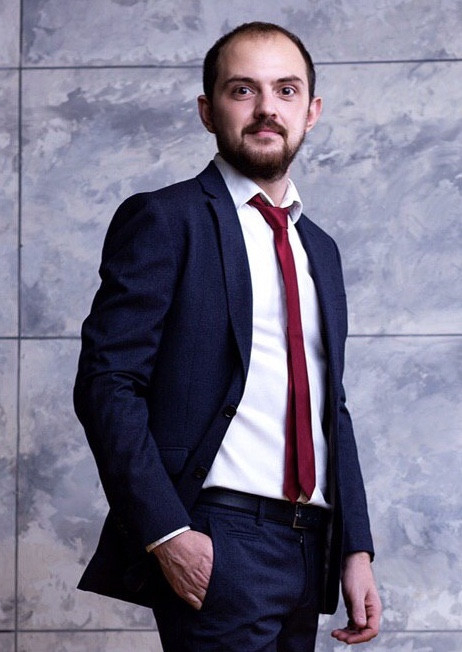 Александр Моисеев