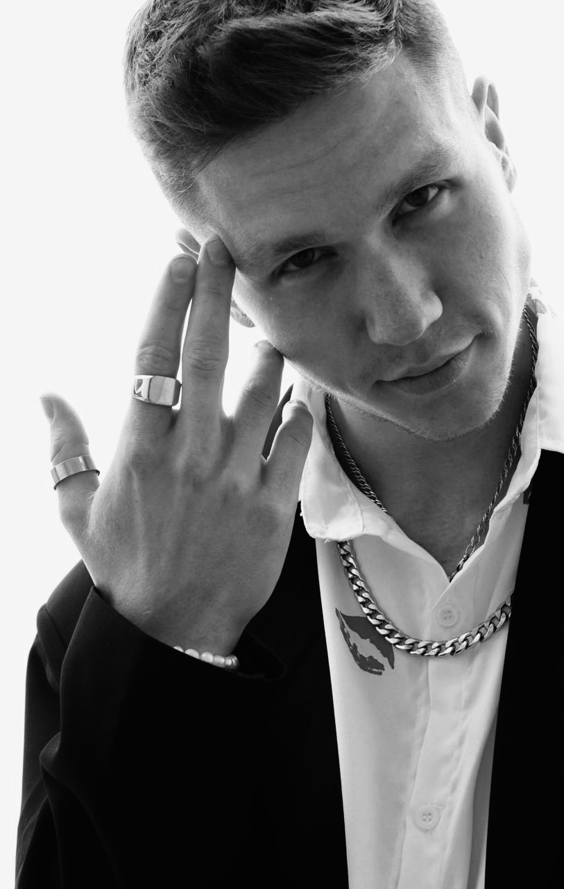 Максим Терещенко