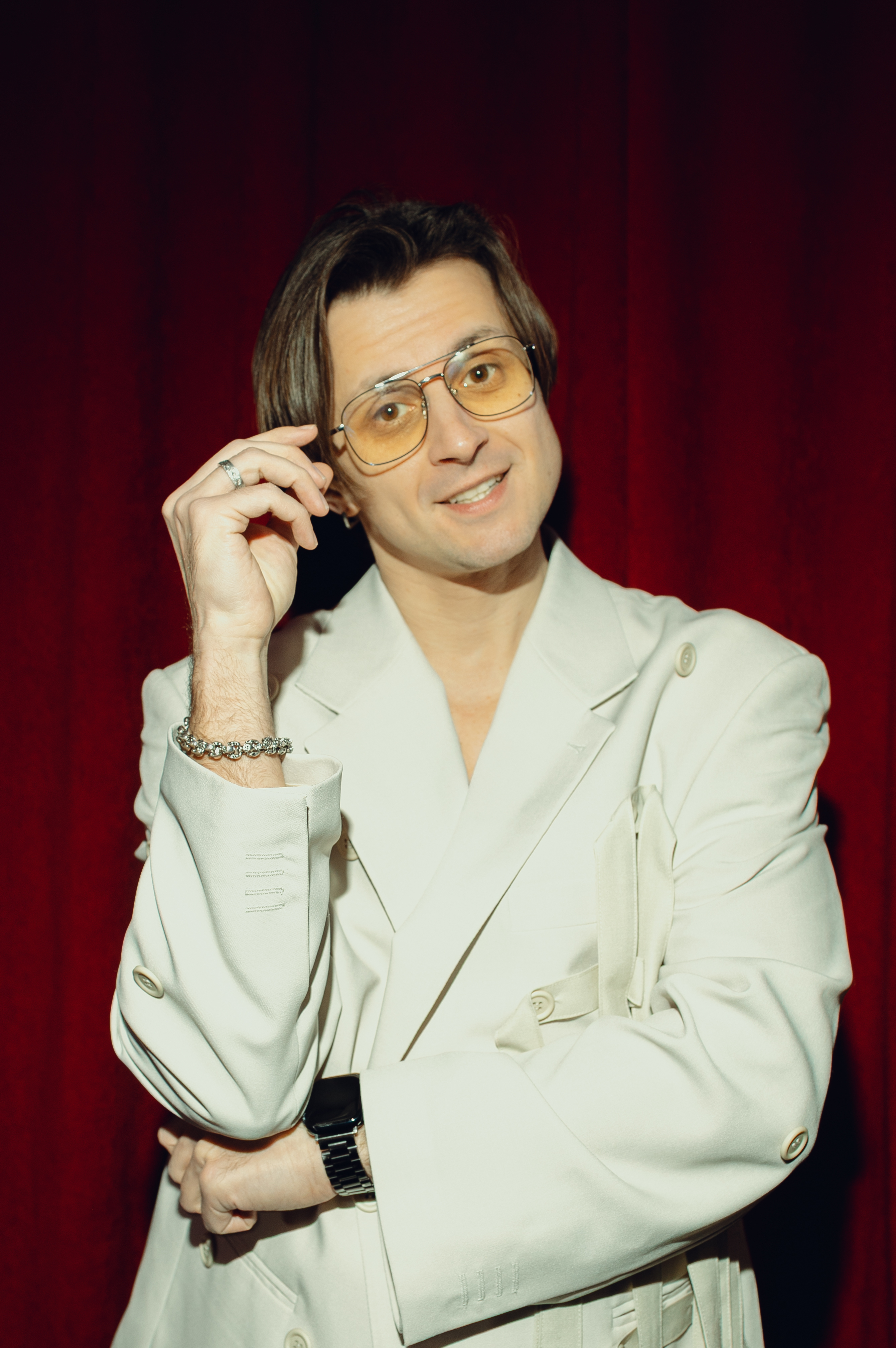 Виктор Бутусов