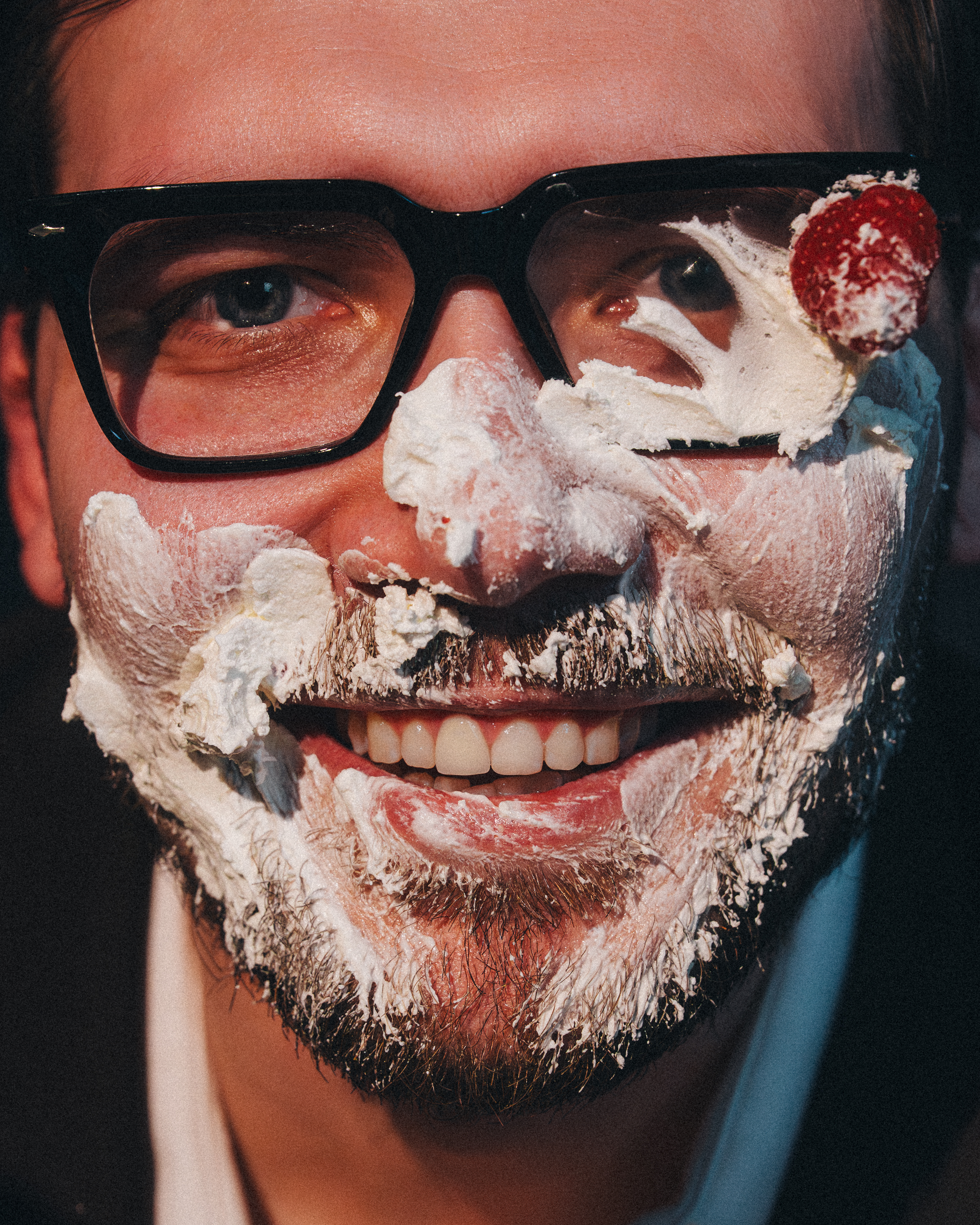 Денис Акула